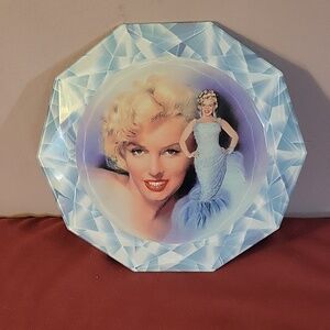 Bradford Exchange Dazzling Dreamgirl Marilyn 7"  Monroe Wall Plaque